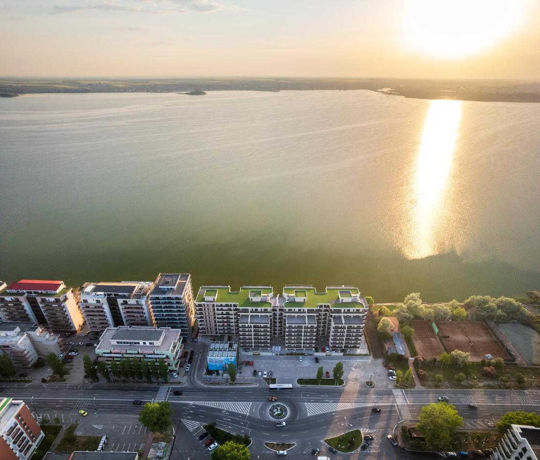 Lucky 13 Apartment Mamaia Luaran gambar